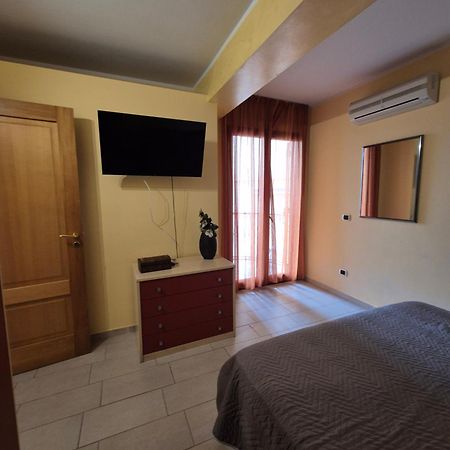 Casa Flavia Apartment ตาออร์มินา ภายนอก รูปภาพ